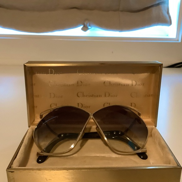Vintage Ch. Dior butterfly sunglasses 2056 46 - Picture 1 of 5